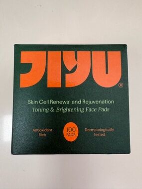 Toning & Brightening Face Pads — Green & Orange